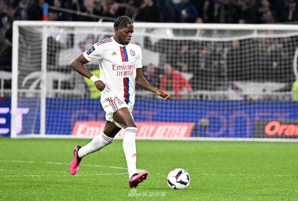 与球员的 与球员的